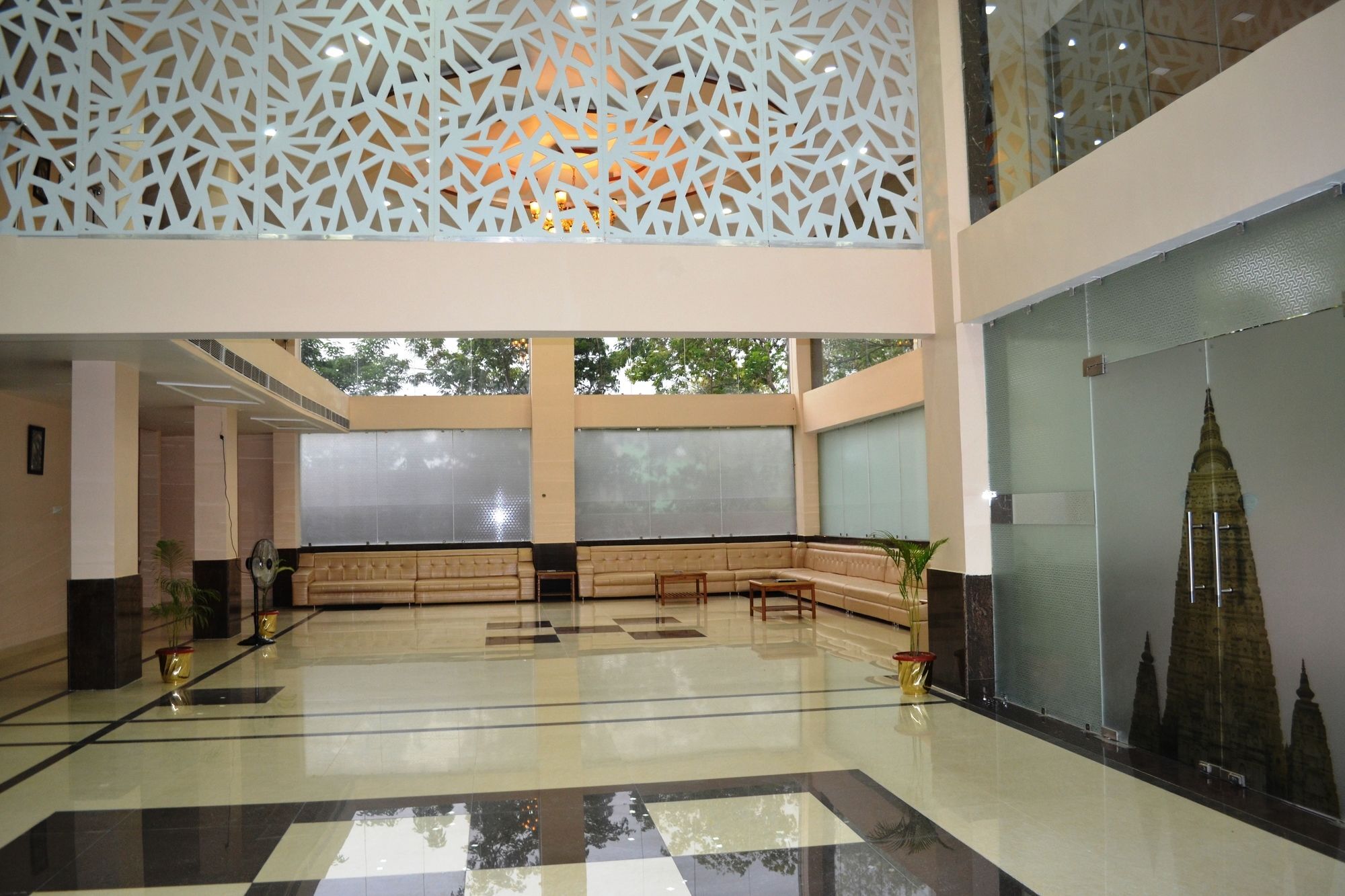 Hotel Siddhartha International Гая Екстер'єр фото